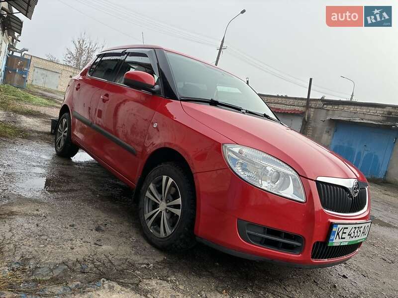 Хетчбек Skoda Fabia 2008 в Вільногірську