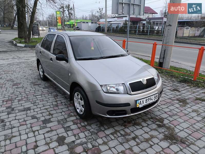 Седан Skoda Fabia 2007 в Харкові