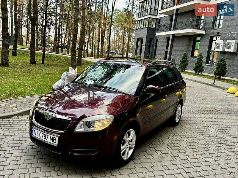 Универсал Skoda Fabia 2009 в Киеве