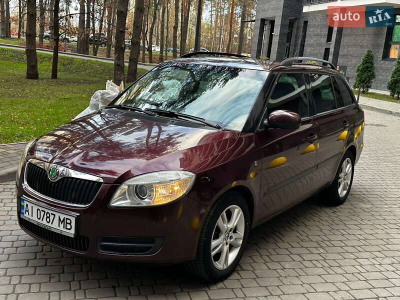 Универсал Skoda Fabia 2009 в Киеве