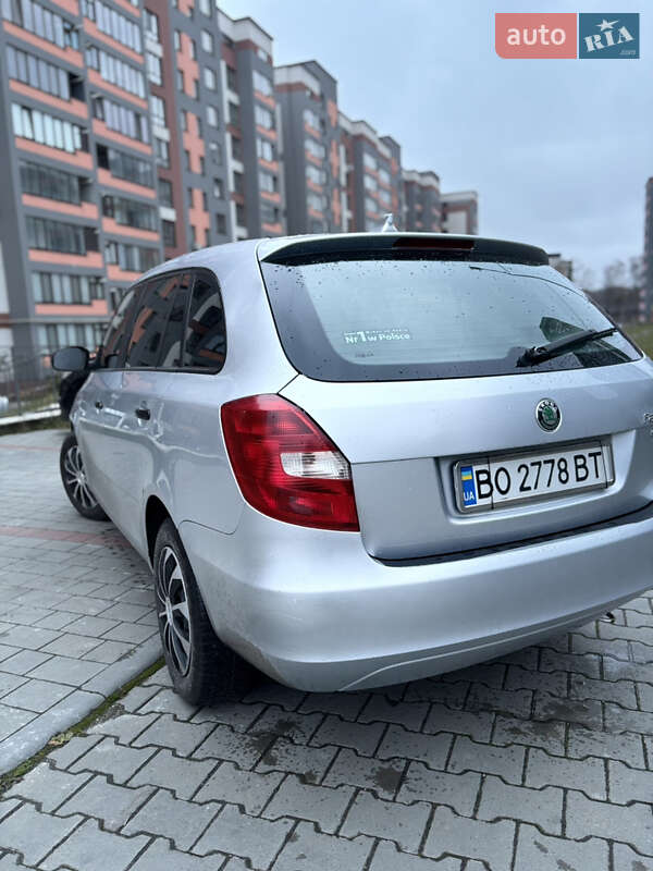 Универсал Skoda Fabia 2011 в Тернополе