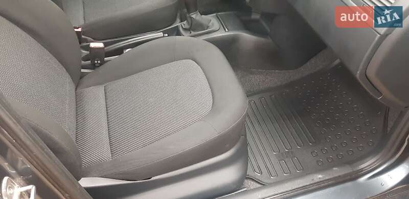 Универсал Skoda Fabia 2006 в Луцке