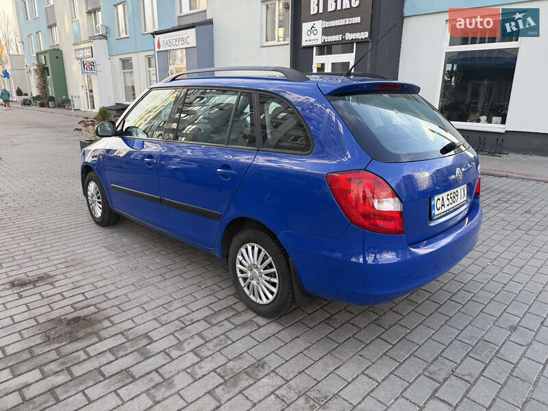 Универсал Skoda Fabia 2009 в Черкассах