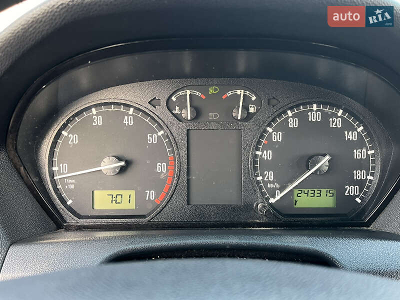 Універсал Skoda Fabia 2003 в Львові