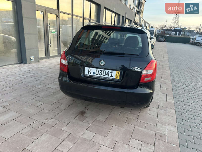 Універсал Skoda Fabia 2008 в Луцьку