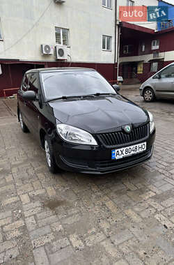 Хэтчбек Skoda Fabia 2011 в Харькове