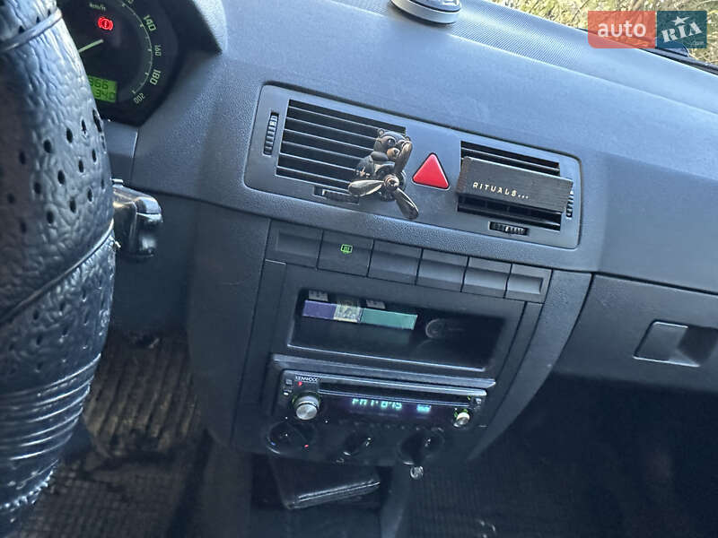 Хэтчбек Skoda Fabia 2007 в Львове