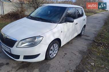 Хетчбек Skoda Fabia 2012 в Новомосковську