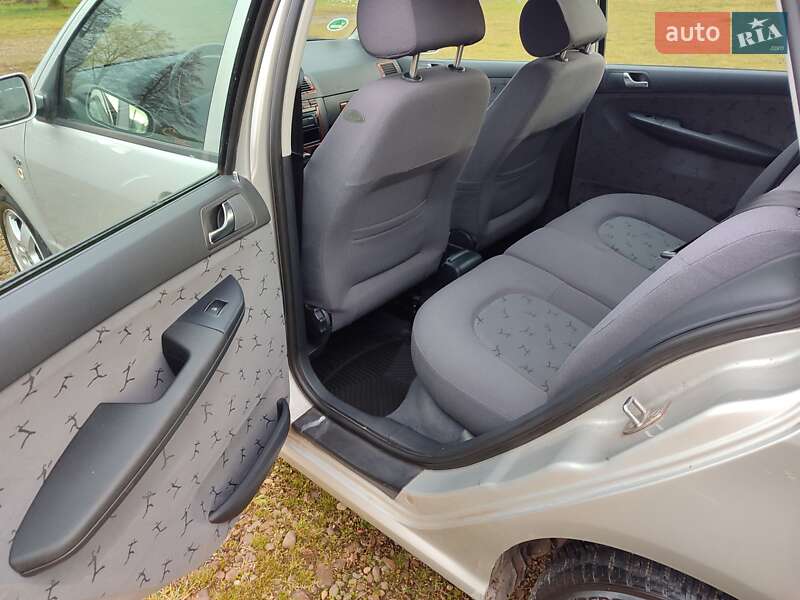 Універсал Skoda Fabia 2001 в Івано-Франківську фото 17 Універсал Skoda Fabia 2001 в Івано-Франківську