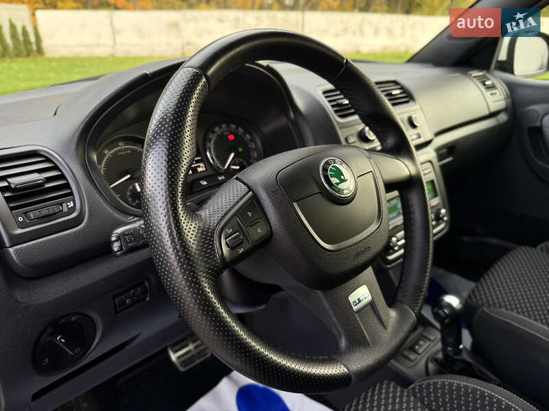 Хетчбек Skoda Fabia 2011 в Луцьку