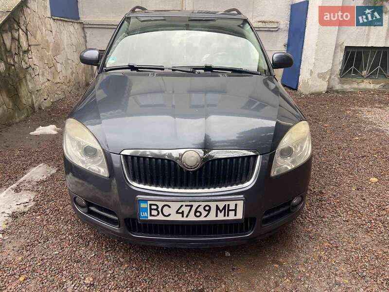 Универсал Skoda Fabia 2009 в Львове