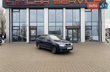 Седан Skoda Fabia 2002 в Києві