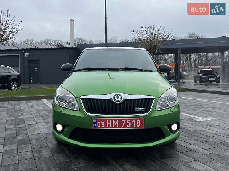 Хетчбек Skoda Fabia 2011 в Луцьку