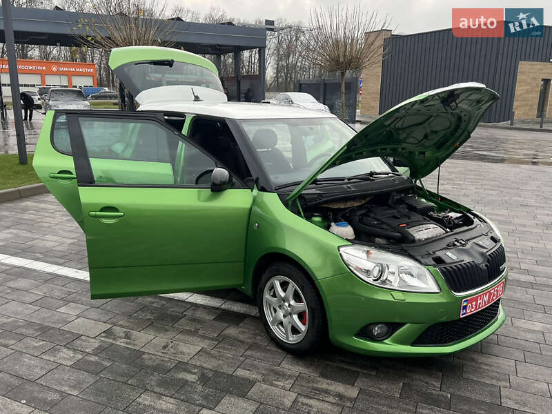 Хетчбек Skoda Fabia 2011 в Луцьку