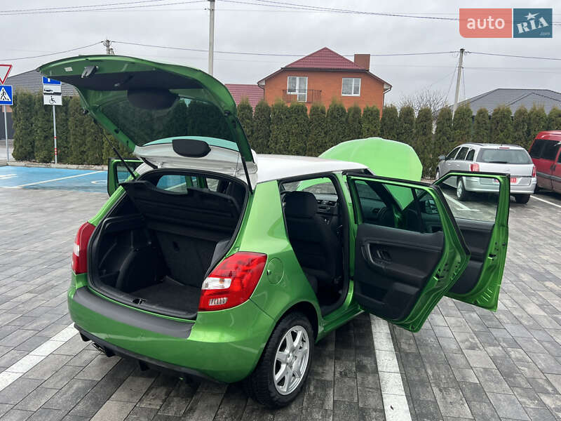 Хетчбек Skoda Fabia 2011 в Луцьку