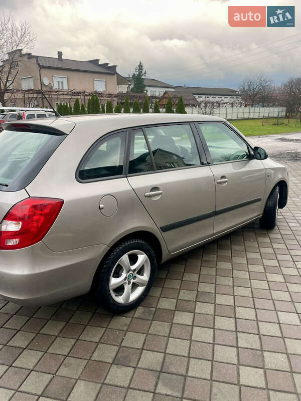 Універсал Skoda Fabia 2012 в Мукачевому