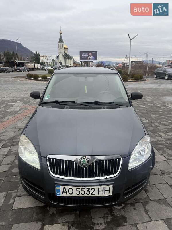 Универсал Skoda Fabia 2009 в Хусте