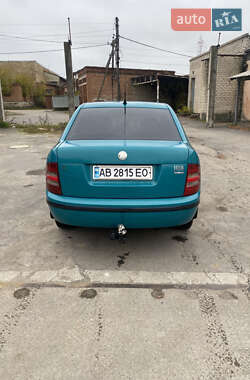 Седан Skoda Fabia 2002 в Тульчине