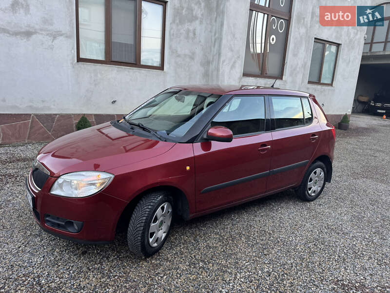 Хэтчбек Skoda Fabia 2008 в Ивано-Франковске