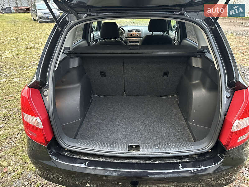 Универсал Skoda Fabia 2010 в Киверцах