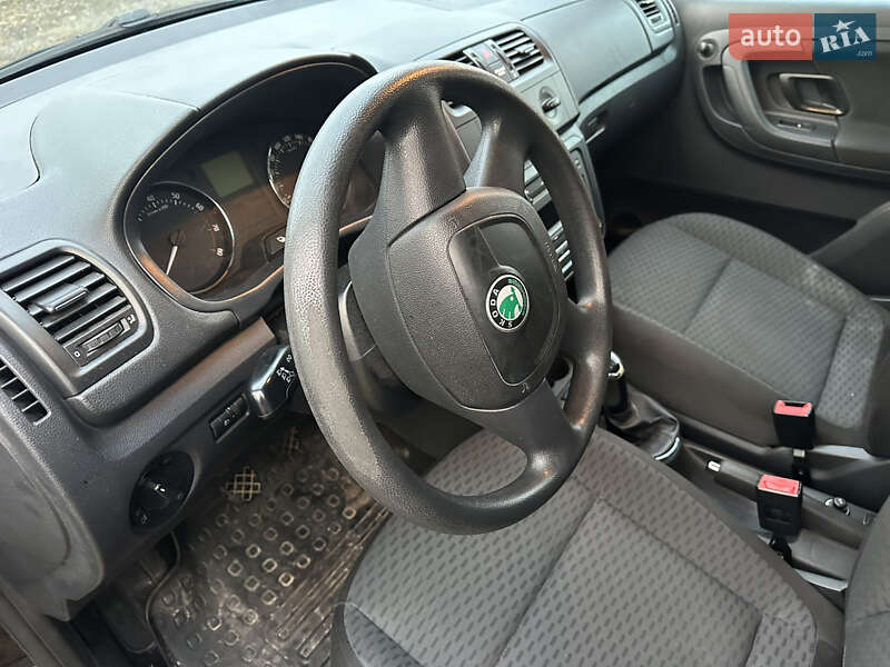 Универсал Skoda Fabia 2010 в Киверцах