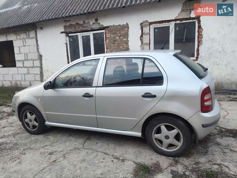 Хетчбек Skoda Fabia 2003 в Житомирі
