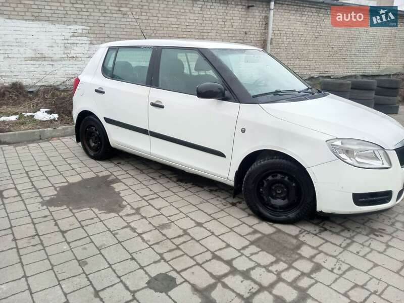 Хетчбек Skoda Fabia 2009 в Львові