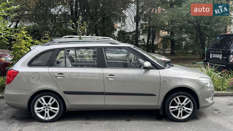 Універсал Skoda Fabia 2011 в Львові