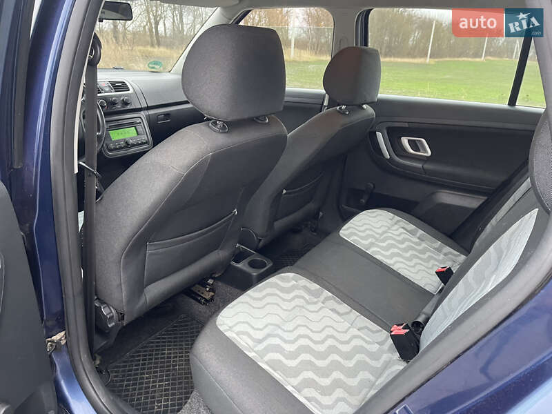 Універсал Skoda Fabia 2009 в Львові