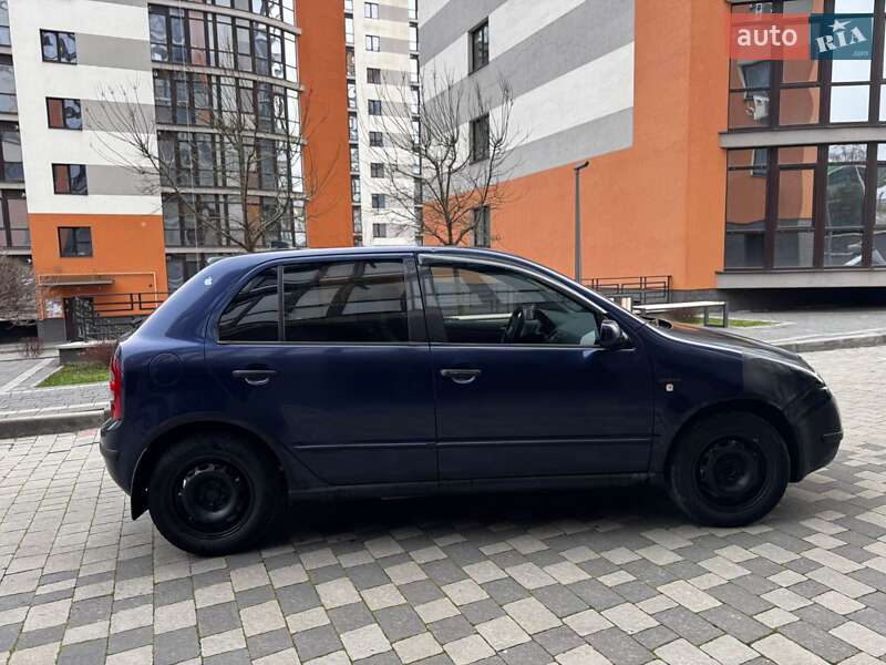 Хетчбек Skoda Fabia 2001 в Івано-Франківську