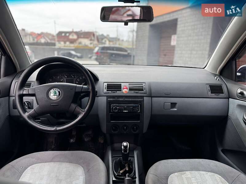 Хетчбек Skoda Fabia 2001 в Івано-Франківську