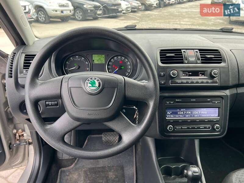 Універсал Skoda Fabia 2010 в Львові