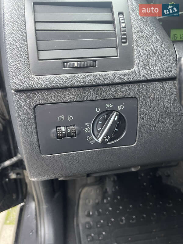 Універсал Skoda Fabia 2001 в Харкові