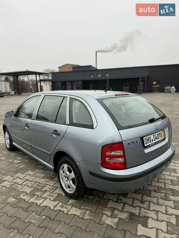 Універсал Skoda Fabia 2004 в Нововолинську