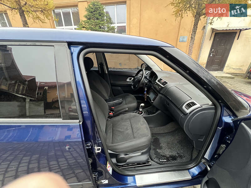 Хэтчбек Skoda Fabia 2007 в Львове