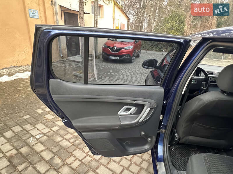 Хэтчбек Skoda Fabia 2007 в Львове