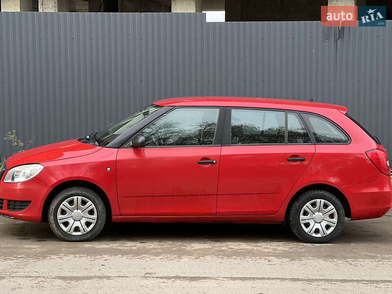 Універсал Skoda Fabia 2010 в Чернівцях фото 18 Універсал Skoda Fabia 2010 в Чернівцях