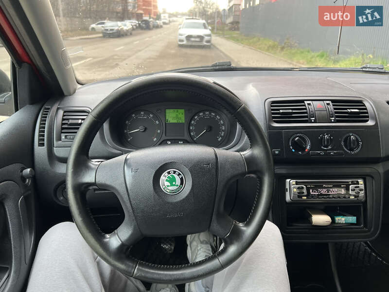Універсал Skoda Fabia 2010 в Чернівцях фото 37 Універсал Skoda Fabia 2010 в Чернівцях