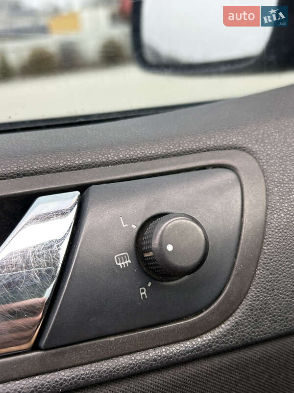 Седан Skoda Fabia 2004 в Вапнярці