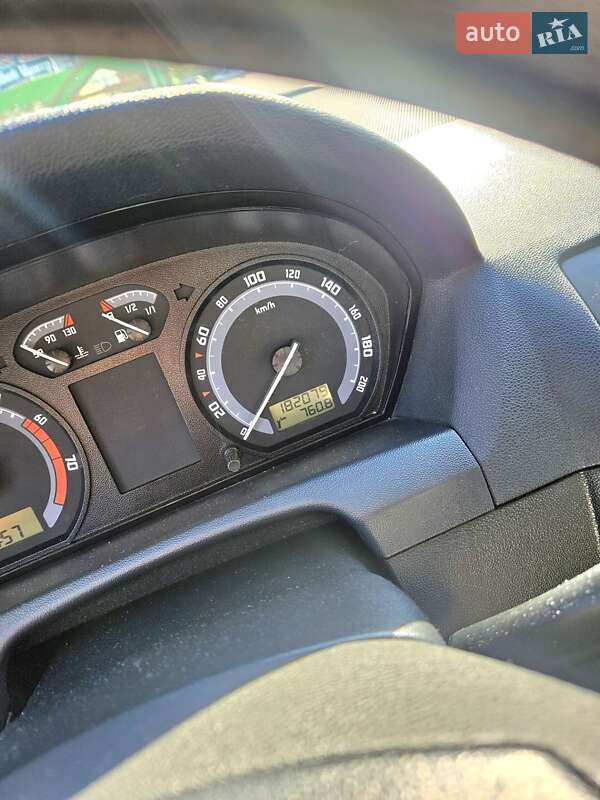 Седан Skoda Fabia 2006 в Одесі фото 5 Седан Skoda Fabia 2006 в Одесі