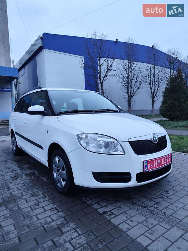 Универсал Skoda Fabia 2008 в Белой Церкви