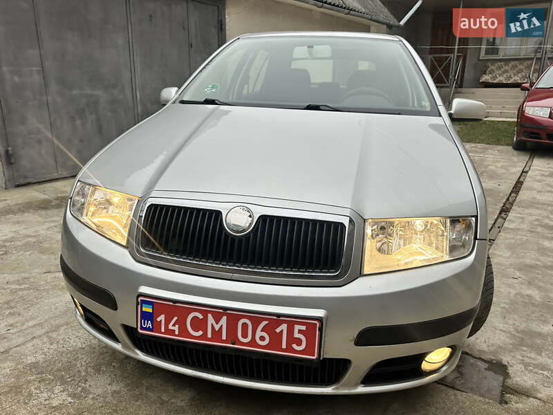 Хэтчбек Skoda Fabia 2006 в Ивано-Франковске