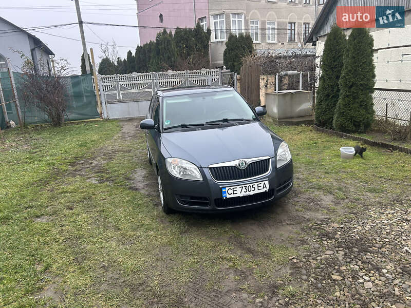 Хэтчбек Skoda Fabia 2009 в Черновцах