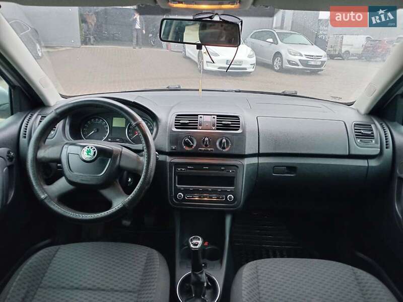 Універсал Skoda Fabia 2011 в Львові