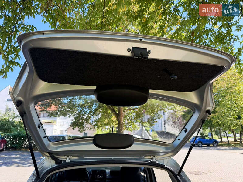 Хэтчбек Skoda Fabia 2012 в Сваляве фото 6 Хэтчбек Skoda Fabia 2012 в Сваляве