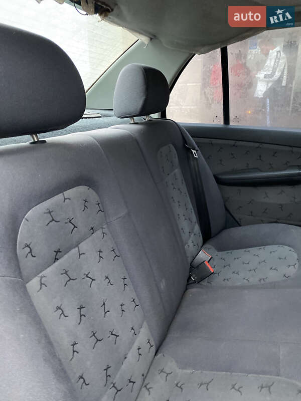 Седан Skoda Fabia 2006 в Дунаївцях фото 28 Седан Skoda Fabia 2006 в Дунаївцях