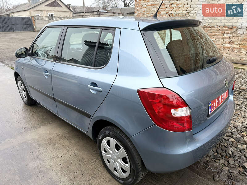 Хетчбек Skoda Fabia 2010 в Луцьку фото 12 Хетчбек Skoda Fabia 2010 в Луцьку