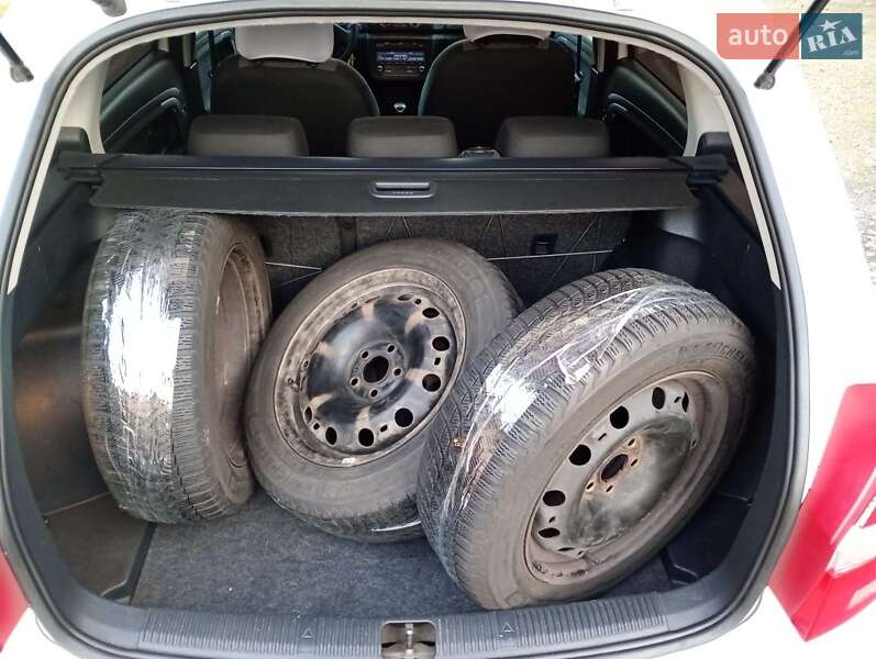 Универсал Skoda Fabia 2012 в Кривом Роге