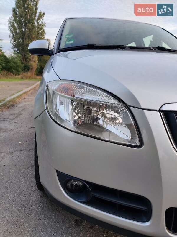 Універсал Skoda Fabia 2010 в Баришівка