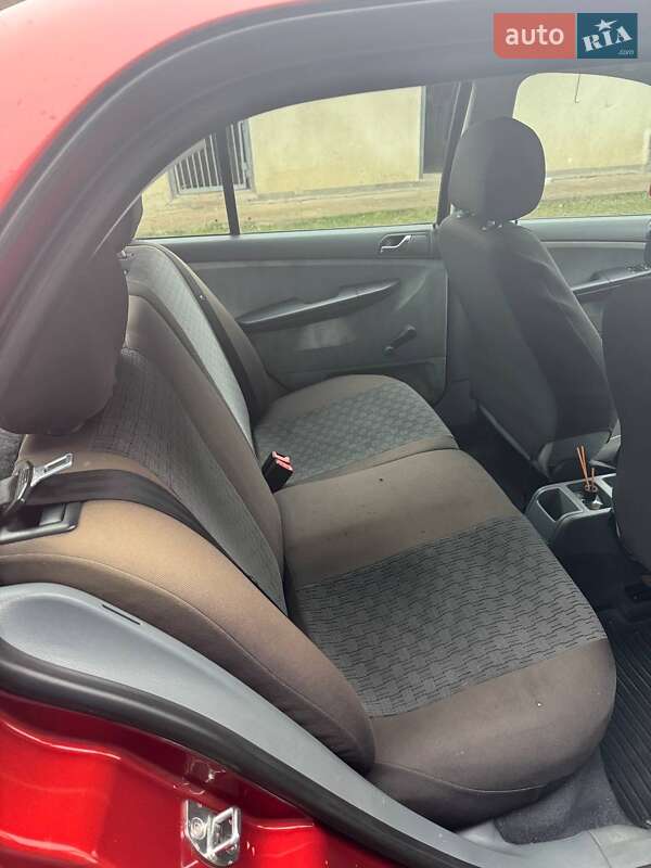 Седан Skoda Fabia 2002 в Золочеве